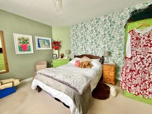 Photo 11- click for photo gallery